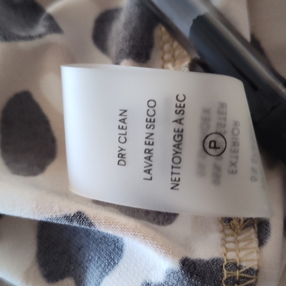 CALVIN KLEIN Sleeveless Tan And Black Top Size Large - Picture 4 of 4